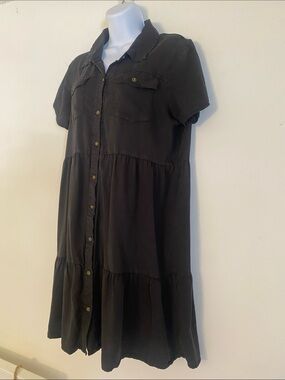 Short Sleeve Button-Down Tiered Dress in Black